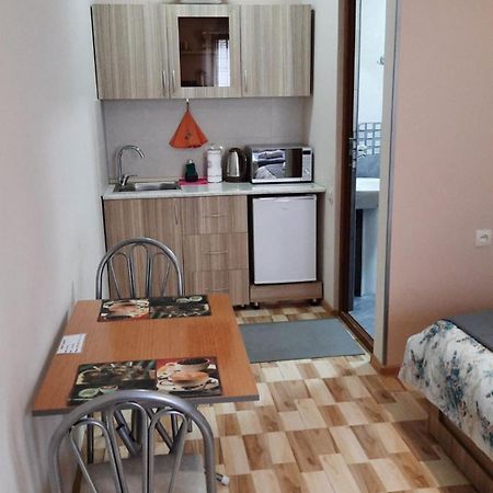 Hotel Central Kutaisi Bagian luar foto